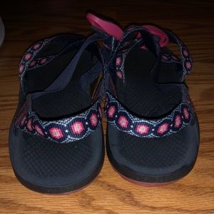 Chacos!